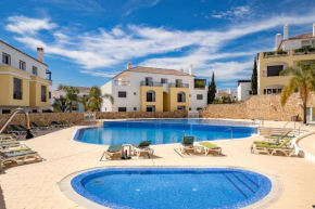 2 Bed Apartment in Cabanas, Swimming Pool